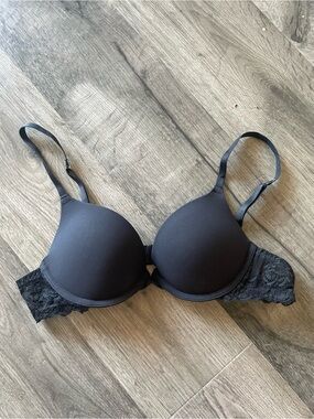 La SENZA Black Lace-Trim Molding Bra